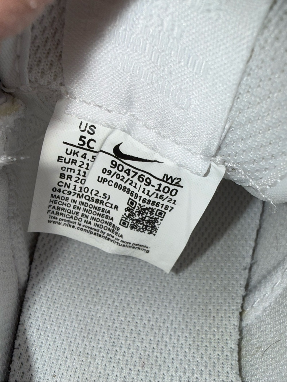 Nike Cortez Basic SL TD 'Triple White' Size 5C - Picture 4 of 7